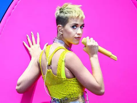Katy Perry é a artista mulher que mais vendeu ingressos em 2018 no Brasil