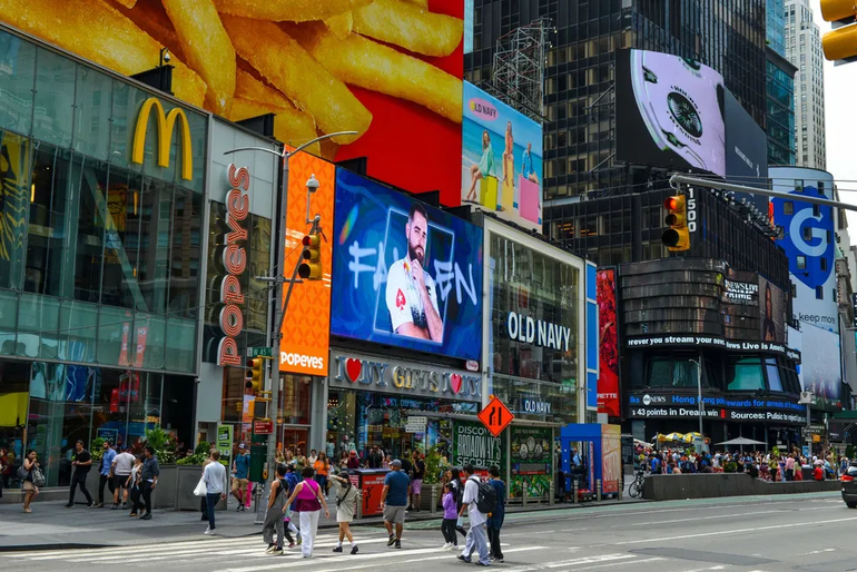 fallen furia times square nova york