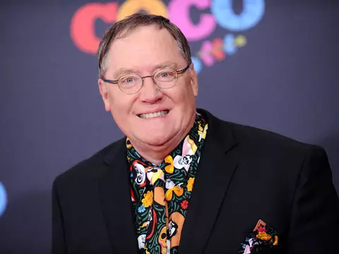 Roteiristas negam que tenham deixado Toy Story 4 por má conduta de John Lasseter
