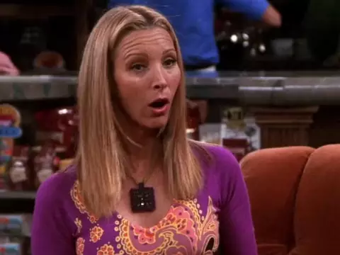 Lisa Kudrow, como Phoebe, em Friends