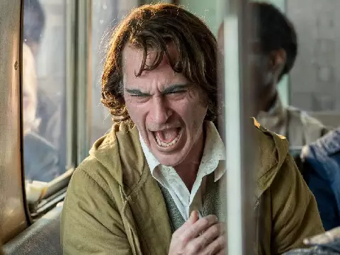 Joaquin Phoenix pode ser processado por abandonar filme de Todd Haynes