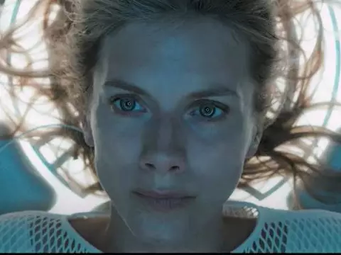 Mélanie Laurent em Oxigênio