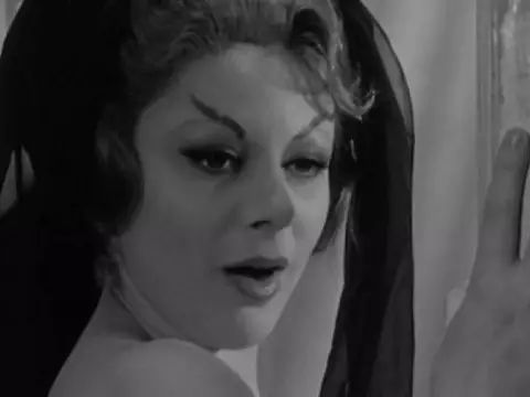 Sandra Milo como Carla em 8½ (Reprodução)