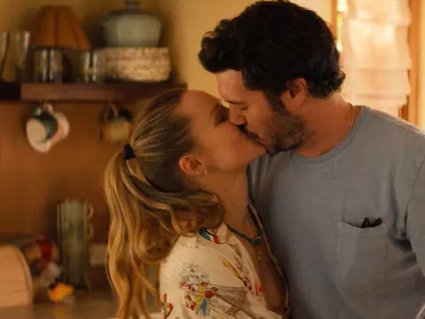 Nadie quiere esto | Final explicado de la temporada 3, ¿Joanne se convierte al judaísmo?