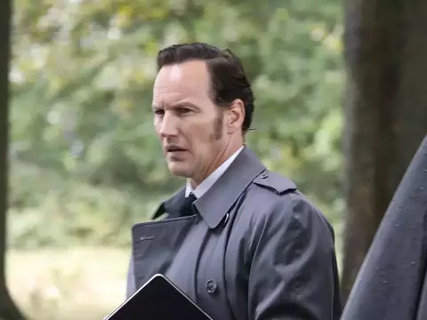 Invocação do Mal 4 ganha pôster inspirado em O Exorcista