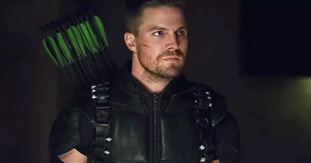 Baywatch Novo reboot de SOS Malibu escala Stephen Amell, de Arrow
