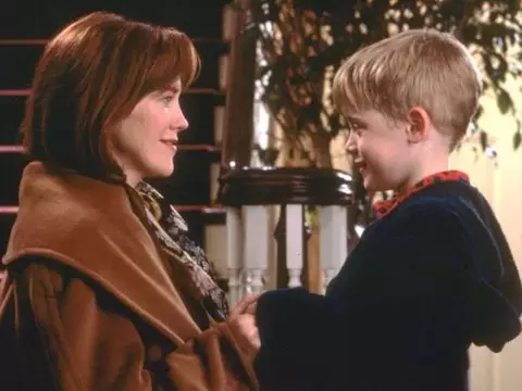 Emmy 2026 | Macaulay Culkin rinde un emotivo homenaje a Catherine O'Hara; mira el video