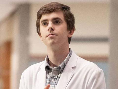 Freddie Highmore em The Good Doctor (Divulgação)