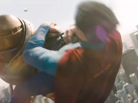 Hammer Boravia villano superman