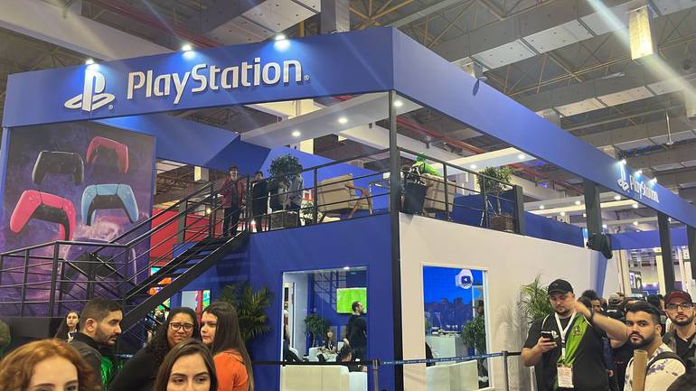 Sony reforça disponibilidade do PS5 no Brasil e jogos localizados