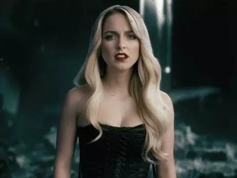 Scream 7 | Ve y escucha a Mckenna Grace en video musical al estilo Evanescence