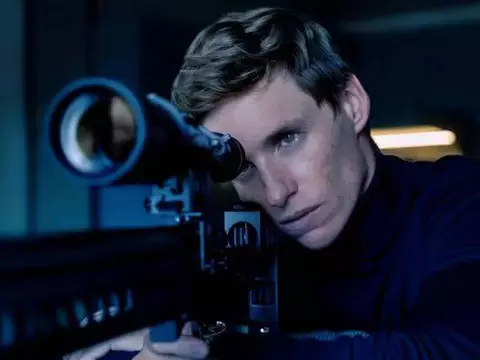 Panic Carefully | Eddie Redmayne entra para elenco de filme de Julia Roberts