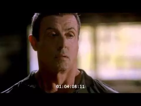Bullet To The Head | Jason Momoa provoca Sylvester Stallone no novo clipe do filme