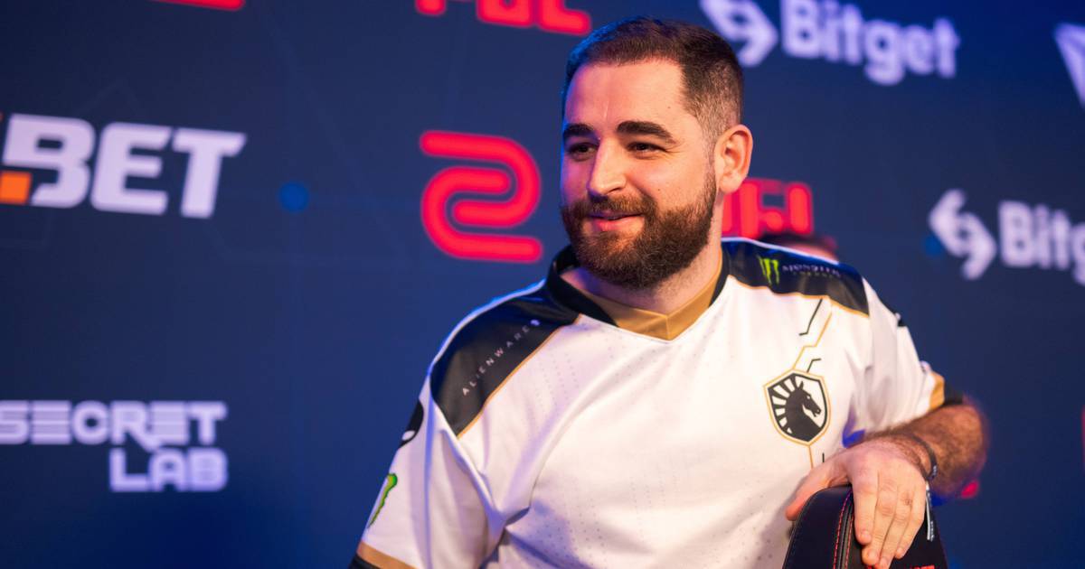 CS:GO - FALLEN REAGINDO AO DJ WAVE / GAULES VAZANDO FNX NA LIQUID