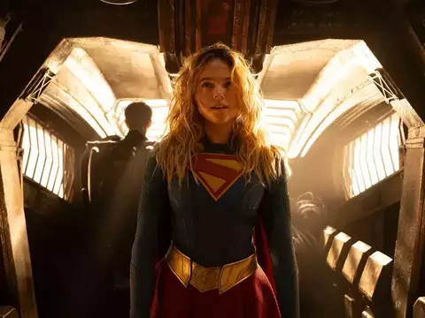 Supergirl/Divulgación
