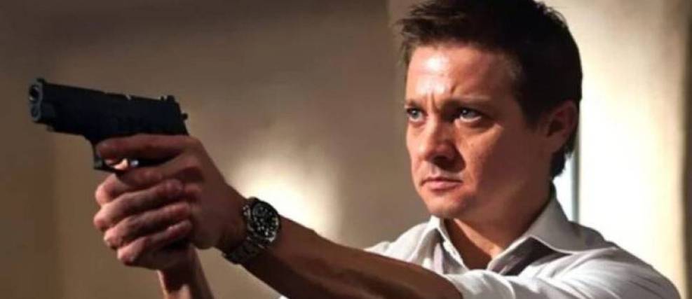 Jeremy Renner en Misión: Imposible (Reproducción)