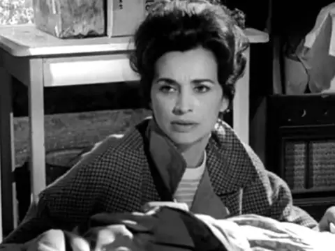 Marilyn Eastman em cena de A Noite dos Mortos-Vivos (1968) (Reprodução)