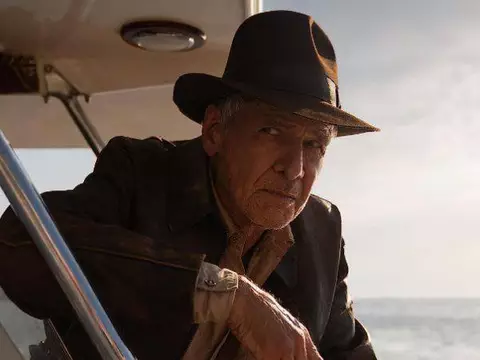 Harrison Ford estranhou roupa de Indiana Jones em Os Caçadores da Arca Perdida