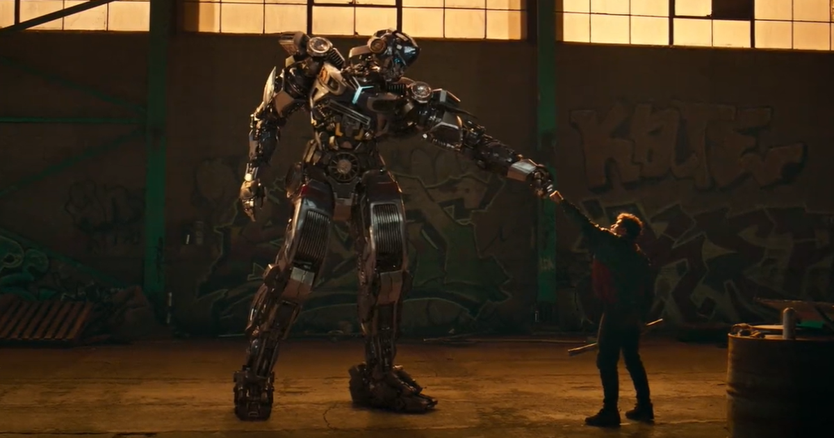 Optimus Prime e Primal se encontram em nova cena do filme