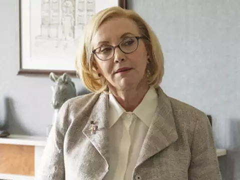 J. Smith-Cameron em Succession (HBO/Divulgação)