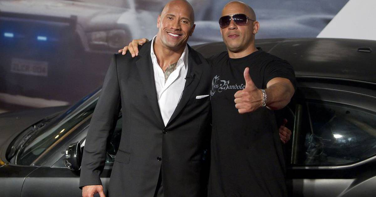 LEGADÃO™ on X: FODA QUE ELA É LINDA E EU APENAS O THE ROCK BRASILEIRO  ENCONTRANDO O VIN DIESEL BRASILEIRO NO BRÁS  / X