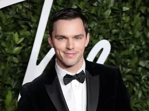 Nicholas Hoult Cast as Gilderoy Lockhart in 'Harry Potter' Season 2