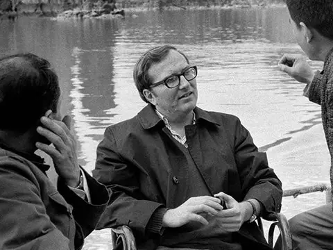 Cena de Seymour Hersh: Em Busca da Verdade (Reprodução)