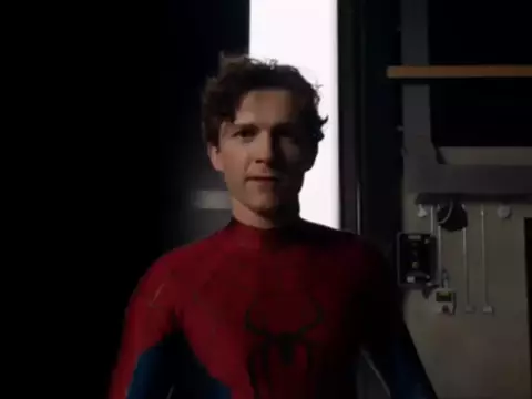 Homem-Aranha 4 | Primeiro pôster destaca uniforme novo do herói
