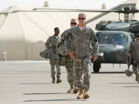 War Machine | Novo filme de guerra da Netflix com Brad Pitt ganha trailer completo