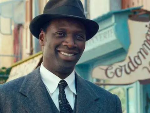 Omar Sy em cena de Lupin (Reprodução)