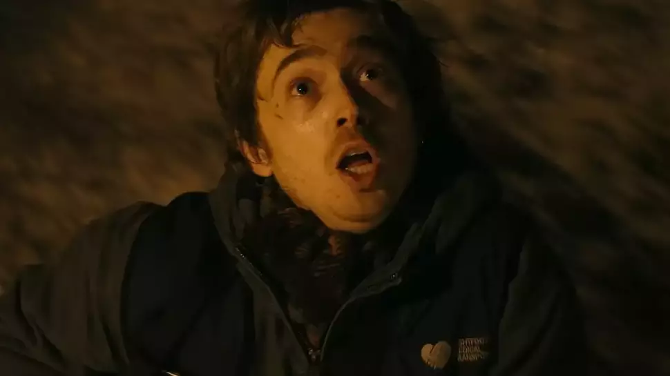 Resident Evil Austin Abrams Jogar Detalhes Longa