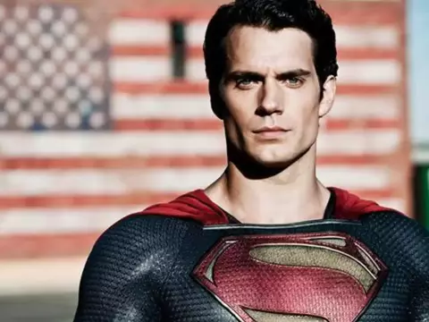 Henry Cavill - Superman