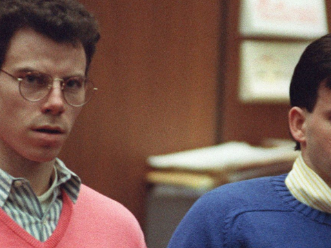 Revisão Judicial Após Série da Netflix: Irmãos Menendez Têm Pena Reduzida para 50 Anos