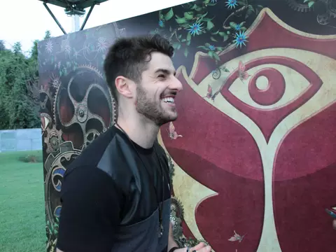 Tomorrowland Brasil 2016 | "Meu videogame era fazer música", diz Alok em entrevista exclusiva ao Omelete