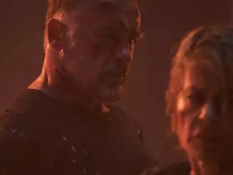Arnold Schwarzenegger e Linda Hamilton em O Exterminador do Futuro: Destino Sombrio (Reprodução)