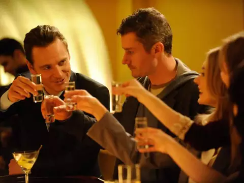 Shame | Carey Mulligan canta no novo trailer do drama com Michael Fassbender