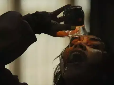 Evil Dead Burn/Reprodução