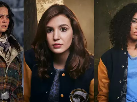 Courtney Eaton, Sophie Nelisse e Jasmin Savoy Brown