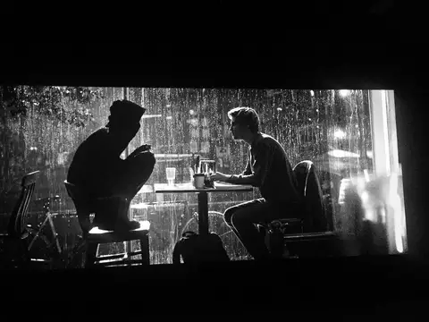 Death Note | Ator divulga nova imagem do longa com Light Turner e L em destaque