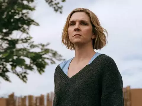 Pluribus | 2ª temporada é mistério para Rhea Seehorn: "Não sei nada"