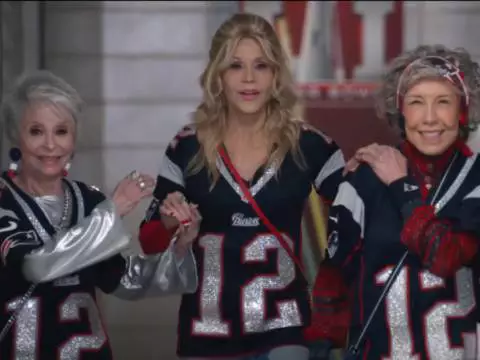 80 For Brady: Jane Fonda e Rita Moreno vivem fãs de jogador em trailer; veja