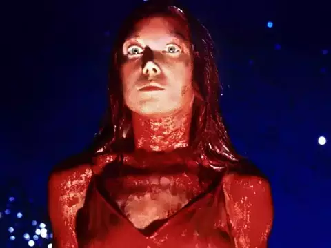 Carrie a Estranha Mike Flanagan elenco