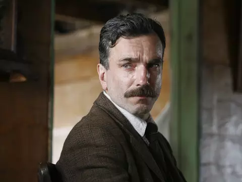 Daniel Day-Lewis enaltece Paul Dano após polêmica com Tarantino
