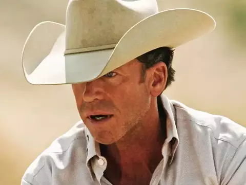 Taylor Sheridan es demandado por supuesto plagio de Yellowstone; entérate