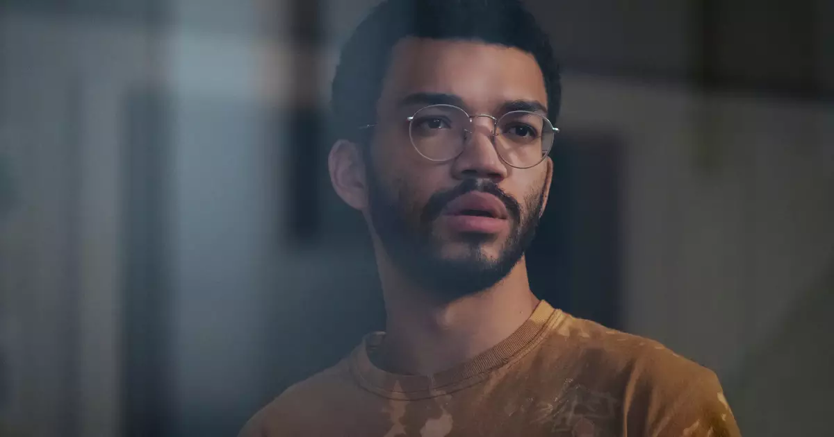 Heated Rivalry | Justice Smith responde a críticas contra sua escalação: "Me deem uma chance"