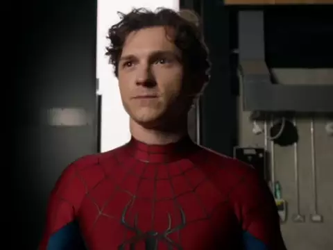 Homem-Aranha 4 | Novas imagens do set mostram o herói em ação