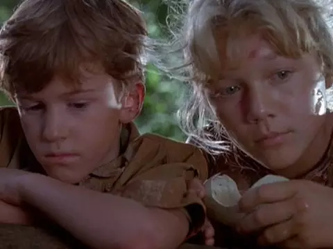 Ariana Richards e Joseph Mazzello em Jurassic Park (Universal Pictures/Reprodução)