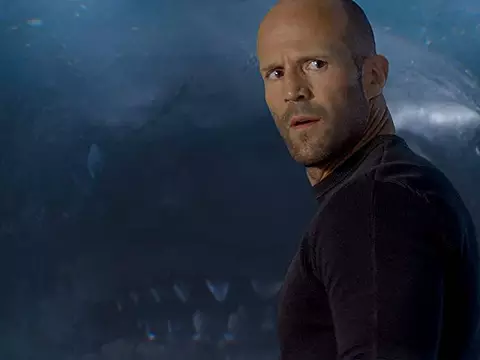 Jason Statham em Megatubarão