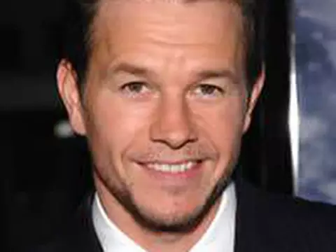 Avon Man | Mark Wahlberg em comédia sobre vendedor de cosméticos