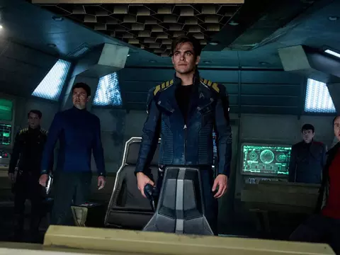 Elenco de Star Trek: Sem Fronteiras (Paramount/Reprodução)